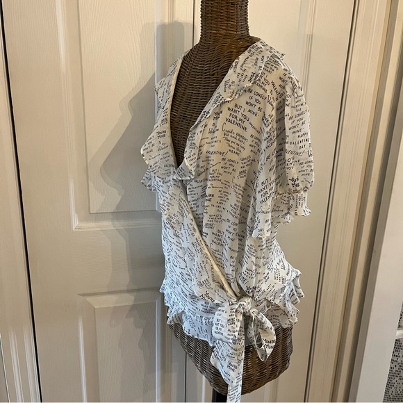 ❤️Meave by Anthropologie Love Note Ruffle Script Valentines Wrap Top, Sz 12 - Picture 7 of 10